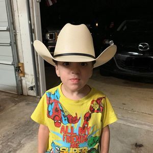 Meet your Posher, Christopher